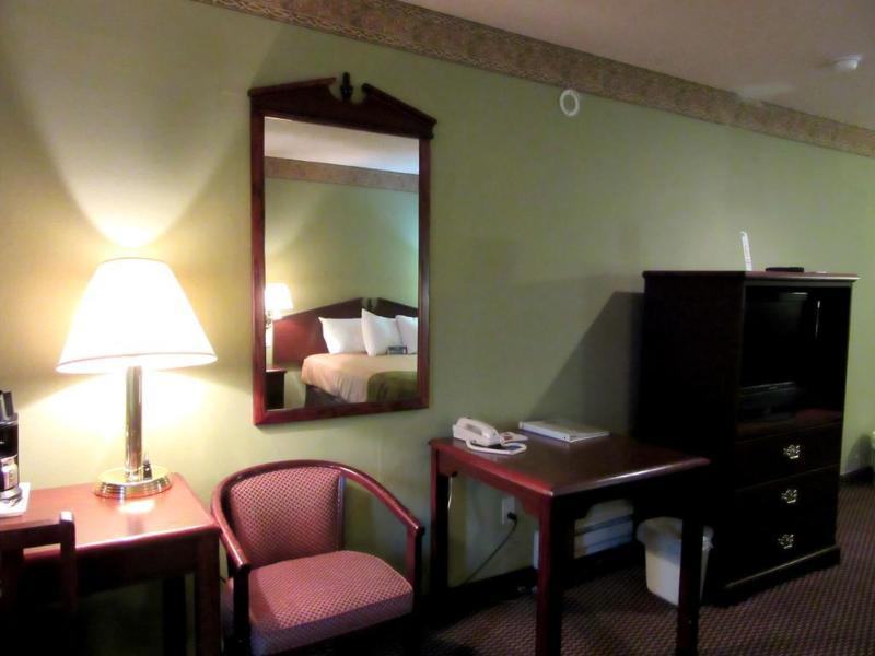 Knights Inn Сейлем Экстерьер фото